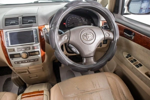 Минивэн Toyota Ipsum 2001 года, 689000 рублей, Барнаул