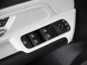 Внедорожник Mercedes-benz GLB-класс 2021 года, 3149077 рублей, Москва