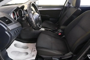 Седан Mitsubishi Lancer 2010 года, 869000 рублей, Омск