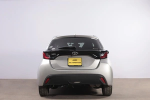 Хетчбэк Toyota Yaris 2021 года, 1059000 рублей, Новосибирск
