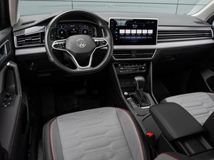 Внедорожник Volkswagen Tiguan L 2021 года, 3800000 рублей, Краснодар
