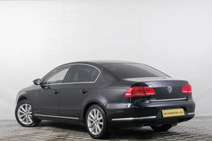 Седан Volkswagen Passat 2013 года, 999000 рублей, Кемерово