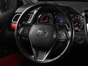 Седан Toyota Camry US Market 2018 года, 2889000 рублей, Тюмень