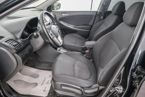 Седан Hyundai Solaris 2011 года, 799000 рублей, Красноярск