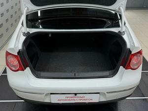 Седан Volkswagen Passat 2008 года, 735000 рублей, Красноярск