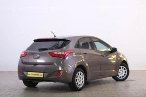 Хетчбэк Hyundai i30 2013 года, 849000 рублей, Омск