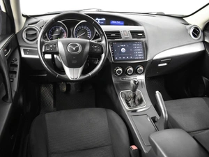 Седан Mazda 3 2013 года, 729900 рублей, Казань