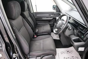 Минивэн Honda Stepwgn Spada 2015 года, 1699000 рублей, Красноярск