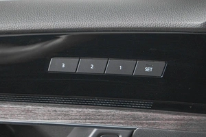 Внедорожник Volkswagen Touareg 2020 года, 4369000 рублей, Кемерово