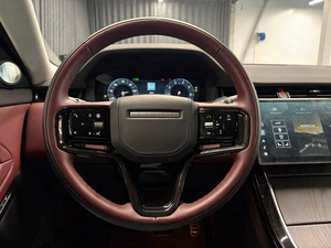 Внедорожник Land Rover Range Rover Evoque 2024 года, 6600000 рублей, Павловская Слобода