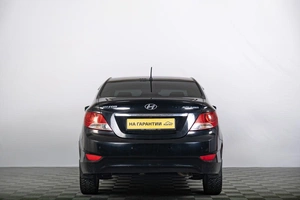 Седан Hyundai Solaris 2013 года, 729000 рублей, Томск