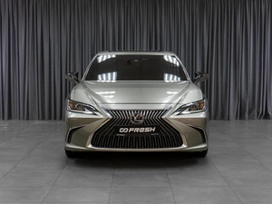 Седан Lexus ES 2020 года, 4029000 рублей, Тюмень