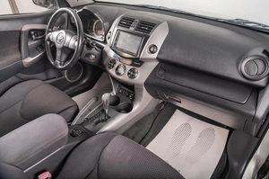 Внедорожник Toyota RAV4 2006 года, 1069000 рублей, Томск