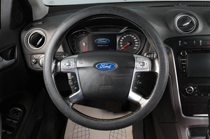 Седан Ford Mondeo 2013 года, 1329000 рублей, Тюмень