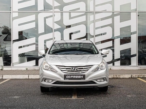 Седан Hyundai Sonata 2012 года, 1330000 рублей, Краснодар