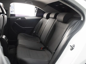 Седан Volkswagen Jetta 2013 года, 810000 рублей, Омск