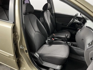 Хетчбэк Kia Rio 2010 года, 609900 рублей, Казань