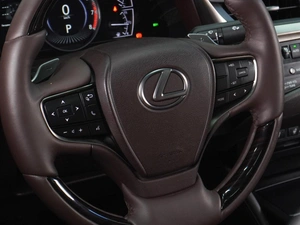 Седан Lexus ES 2018 года, 3449000 рублей, Воронеж