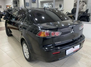 Седан Mitsubishi Lancer 2013 года, 1045000 рублей, Красноярск