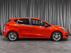 Хетчбэк Kia Ceed 2016 года, 1020000 рублей, Тюмень