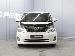 Минивэн Toyota Vellfire 2010 года, 1820000 рублей, Омск