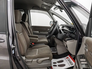 Минивэн Honda Stepwgn 2019 года, 1850000 рублей, Красноярск