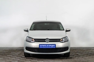 Седан Volkswagen Polo 2011 года, 749000 рублей, Сургут