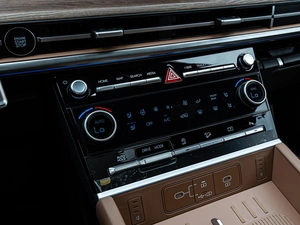 Внедорожник Hyundai Santa Fe 2024 года, 4949000 рублей, Краснодар