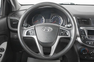 Седан Hyundai Solaris 2016 года, 1199000 рублей, Кемерово