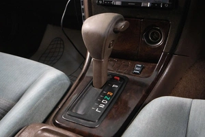 Седан Toyota Mark II 1993 года, 619000 рублей, Сургут