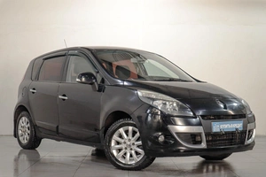 Минивэн Renault Scenic 2011 года, 669000 рублей, Челябинск