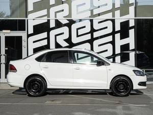Седан Volkswagen Polo 2012 года, 636700 рублей, Волгоград