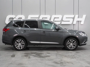 Внедорожник Mitsubishi Outlander 2015 года, 1749000 рублей, Воронеж