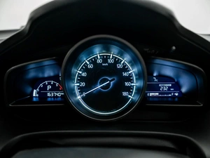 Седан Mazda Axela 2018 года, 1300000 рублей, Красноярск