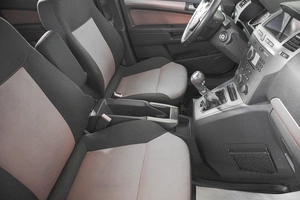 Минивэн Opel Zafira 2005 года, 609000 рублей, Кемерово