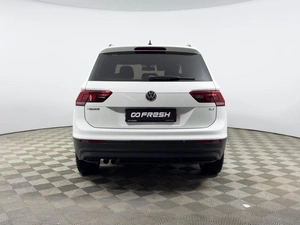 Внедорожник Volkswagen Tiguan 2017 года, 1847100 рублей, Казань