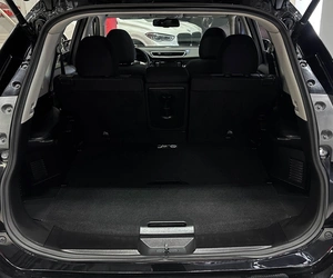 Внедорожник Nissan X-Trail 2018 года, 1950000 рублей, Красноярск