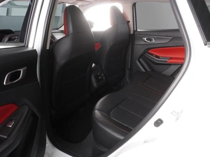 Внедорожник Changan UNI-S 2024 года, 2649000 рублей, Красный Пахарь