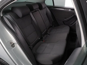 Седан Volkswagen Jetta 2011 года, 1020000 рублей, Воронеж