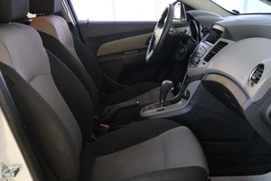 Седан Chevrolet Cruze 2012 года, 799000 рублей, Омск