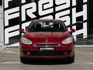 Седан Renault Fluence 2010 года, 770000 рублей, Волгоград