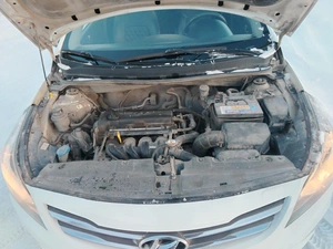 Седан Hyundai Solaris 2014 года, 700000 рублей, Ачинск