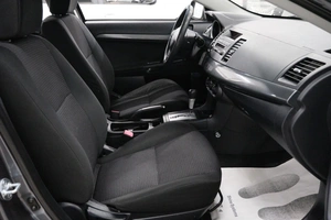 Седан Mitsubishi Lancer 2009 года, 829000 рублей, Омск