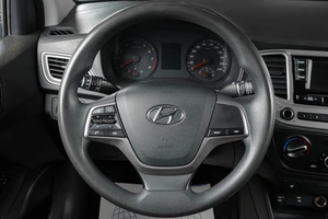 Седан Hyundai Solaris 2021 года, 1459000 рублей, Тюмень