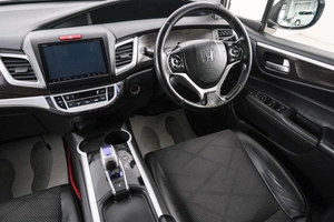 Хетчбэк Honda Jade 2017 года, 1499000 рублей, Красноярск