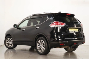Внедорожник Nissan X-Trail 2017 года, 1799000 рублей, Челябинск
