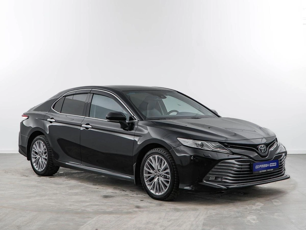 Седан Toyota Camry 2019 года, 3089444 рублей, Москва