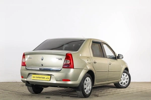 Седан Renault Logan 2011 года, 479000 рублей, Тюмень