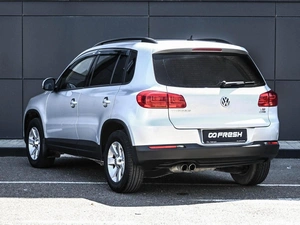 Внедорожник Volkswagen Tiguan 2012 года, 1119000 рублей, Кирилловка