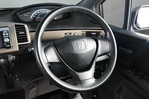 Минивэн Honda Freed 2011 года, 1249000 рублей, Тюмень